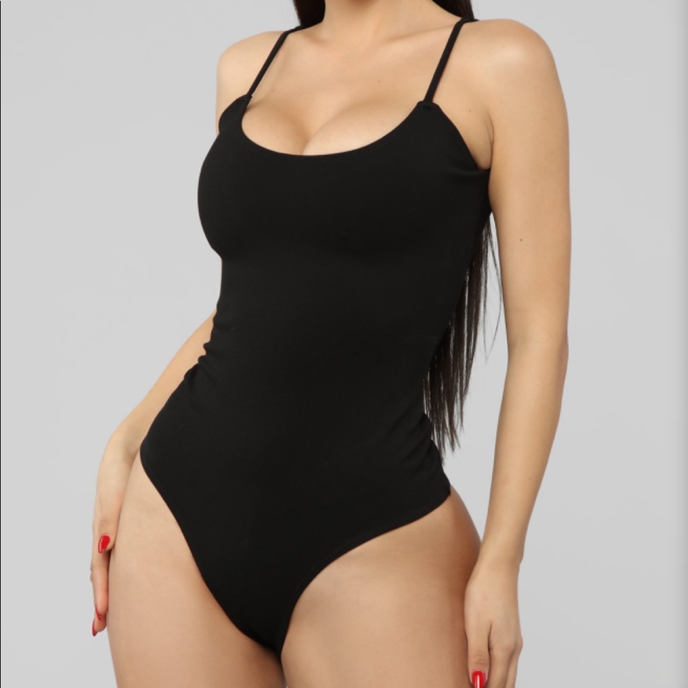 Fashion Nova Black Bodysuit Scoop Neck Size Small